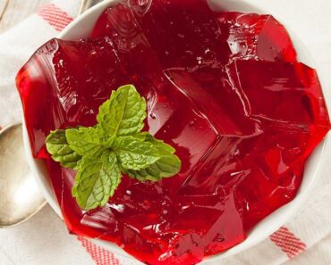 If you have some Jell-o every day, this is what happens to your bones and joints